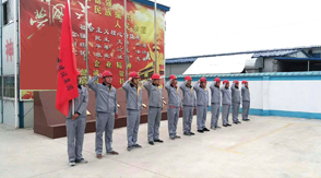 建筑棗莊沖鋒衣設(shè)計(jì)圖